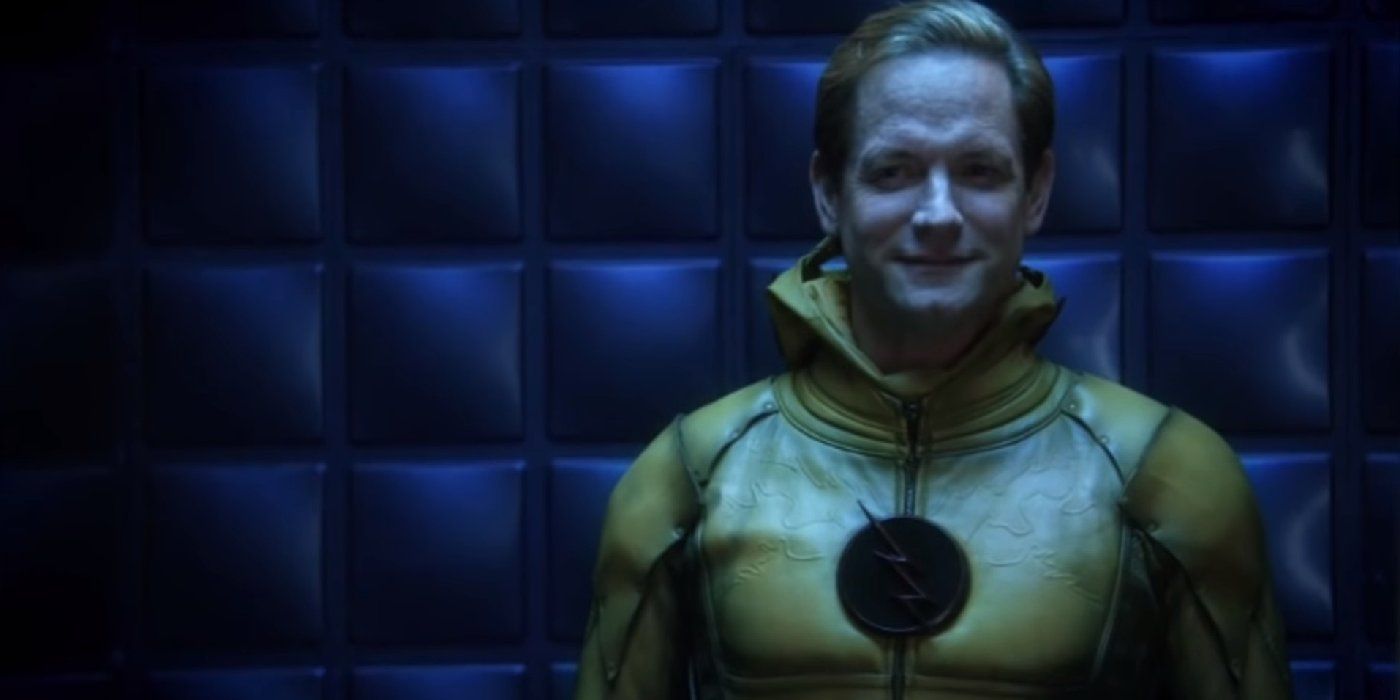 An unmasked Reverse Flash is locked in a cell in The Flash aka Eobard Thawne standing inside a Star Labs holding cell