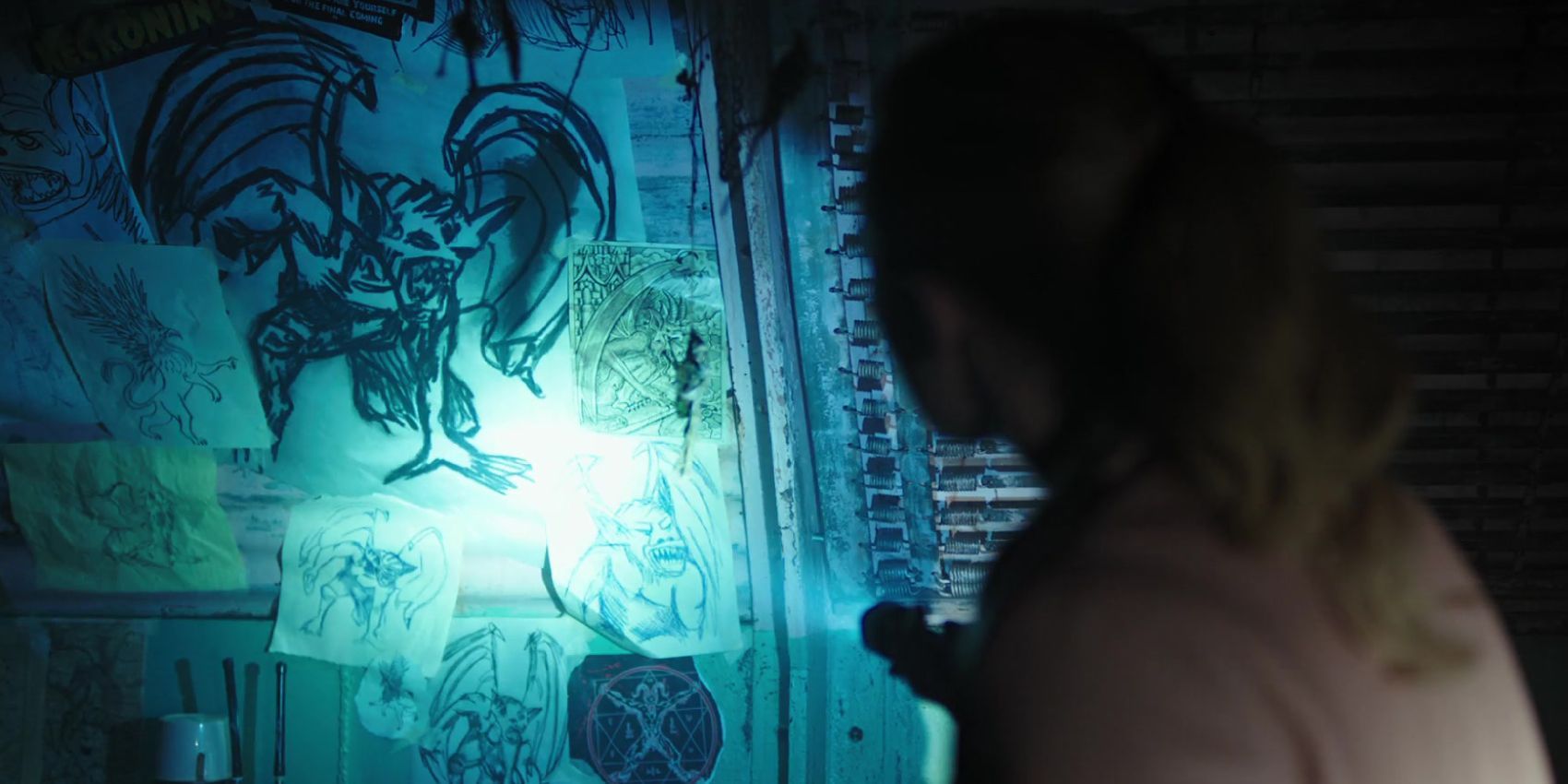 8 Unanswered Questions After Riverdale's Midseason Finale