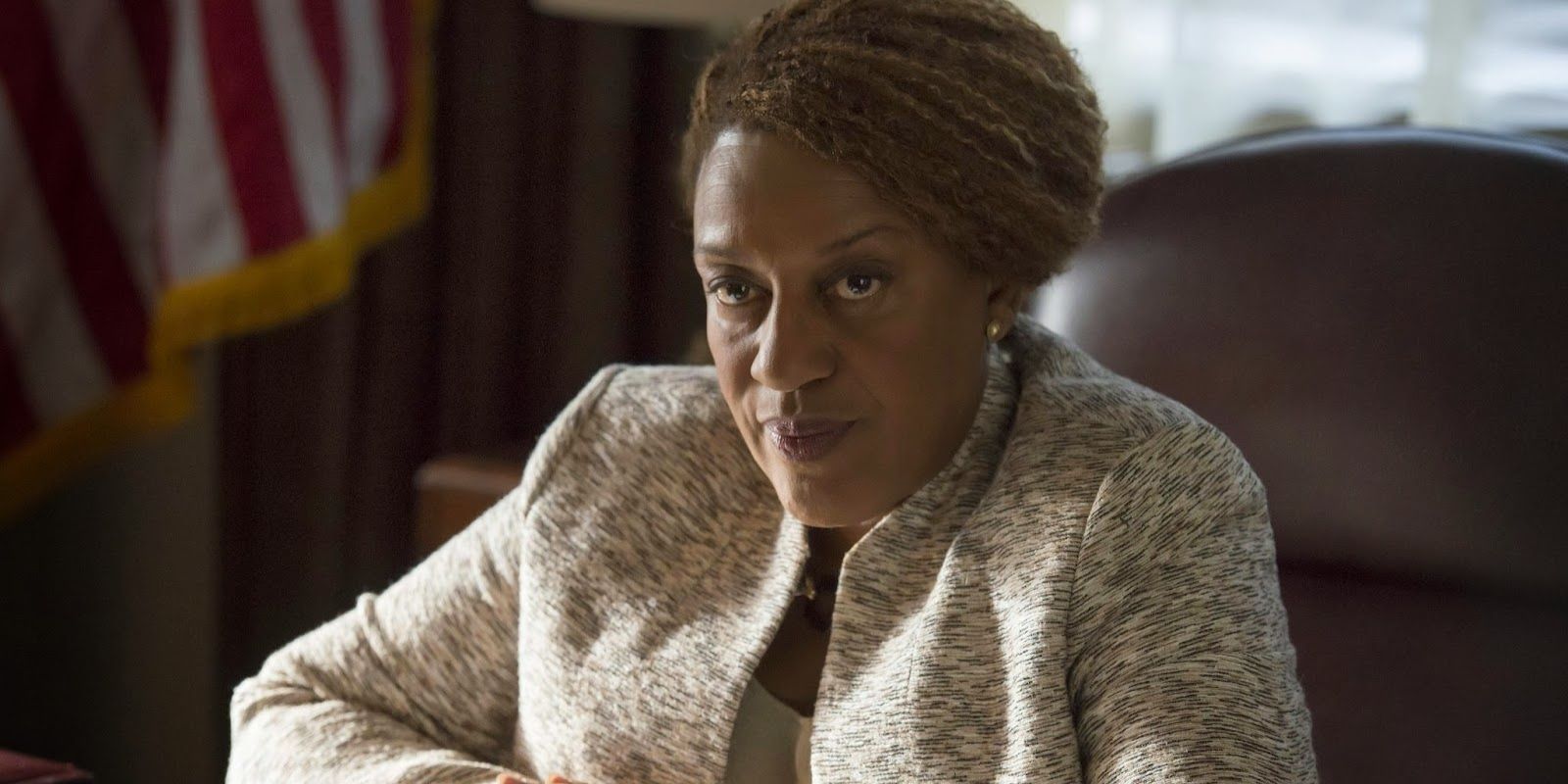 DA Tyne Patterson makes a deal with Jax in Sons of Anarchy