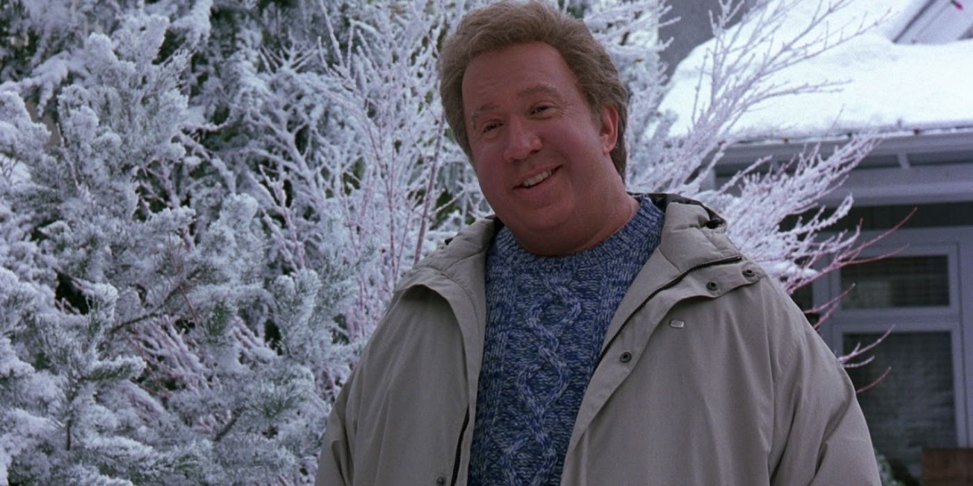 Tim Allen as Scott Calvin outside in the snow talking in The Santa Clause