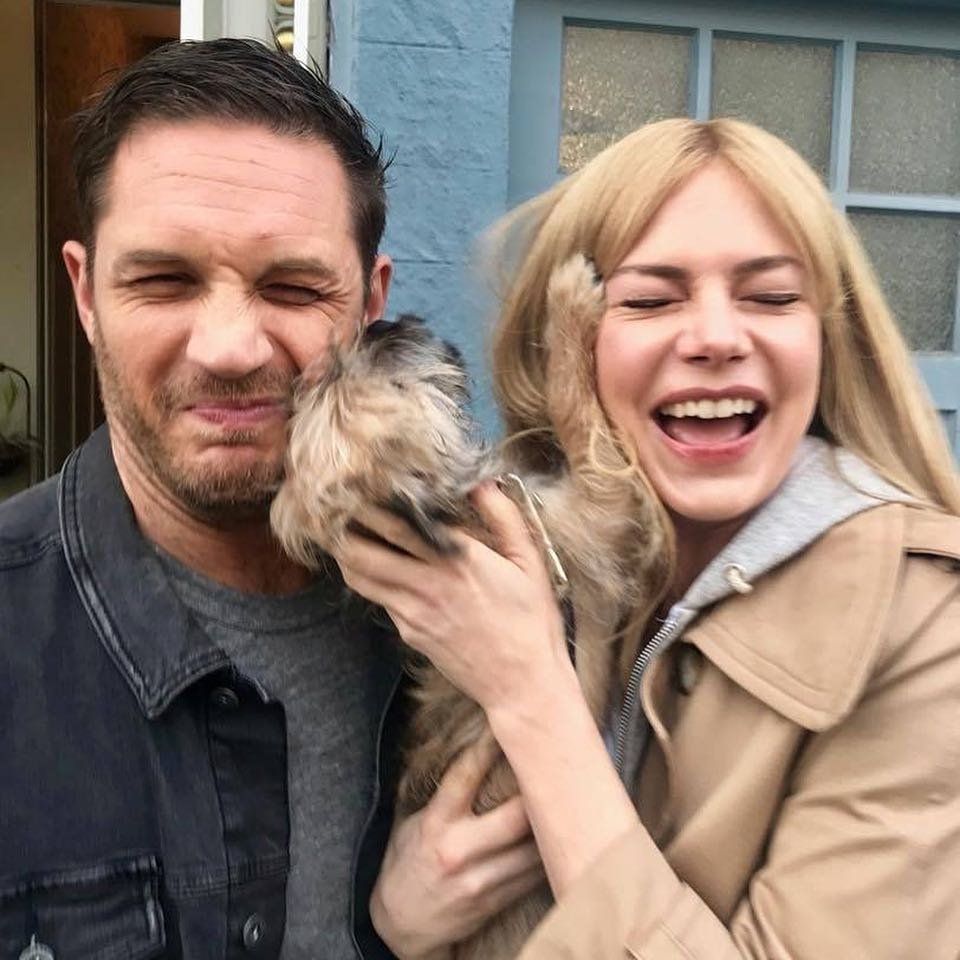 Tom Hardy Michelle Williams and Jeter the dog on the set of Venom