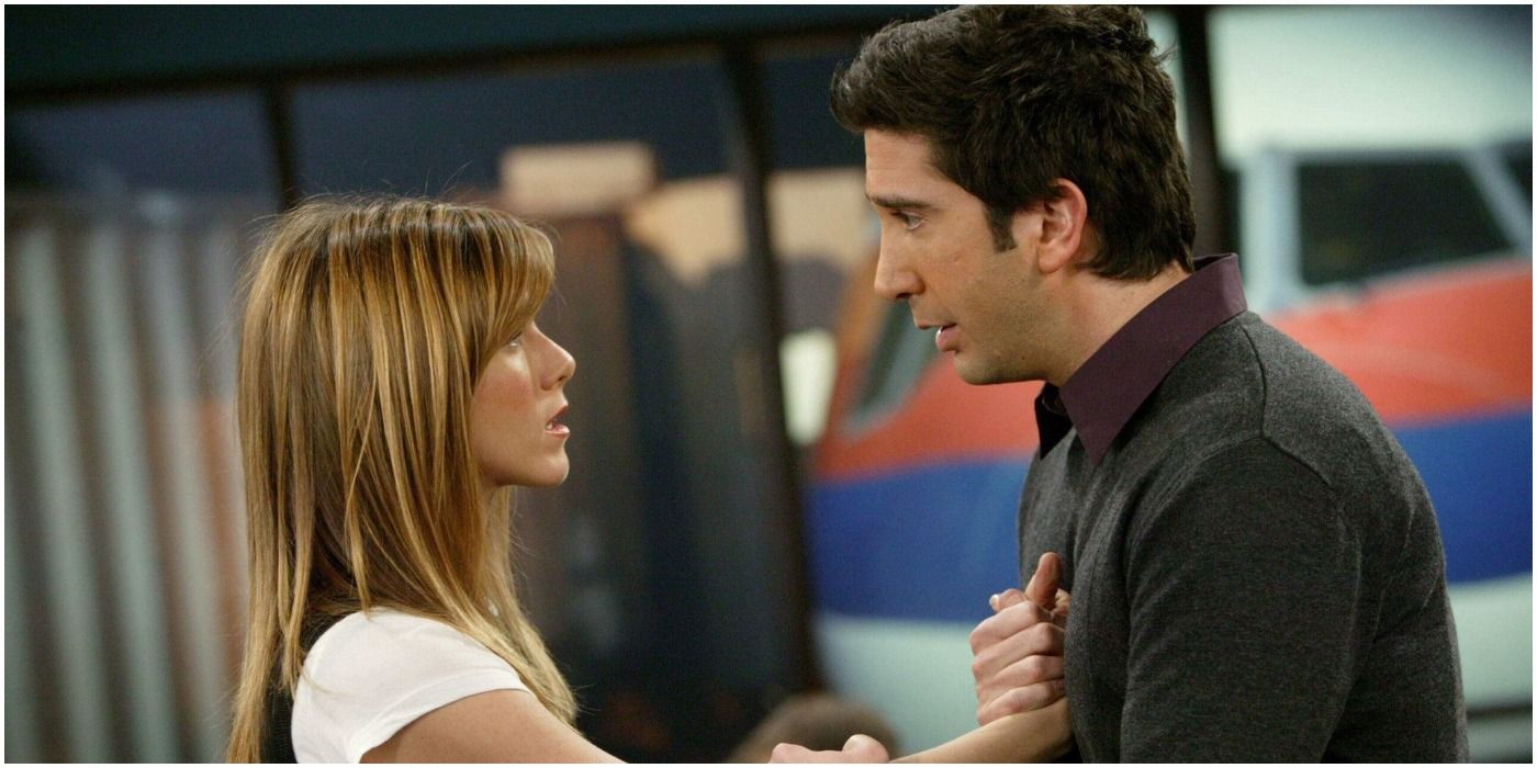 Jenifer Aniston as Rachel and David Schwimmer as Ross in Friends