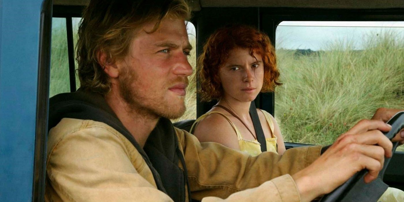 Johnny Flynn in Beast