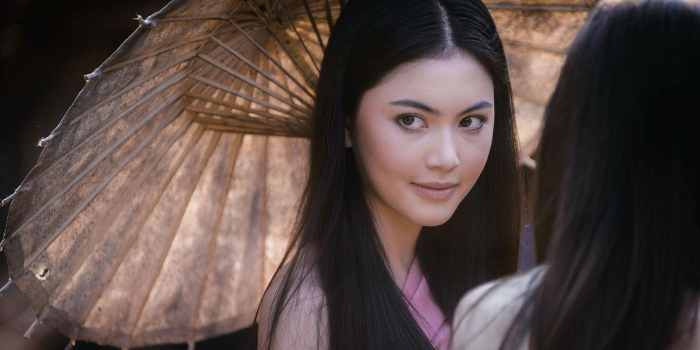 A scene from Pee Mak with a woman smiling