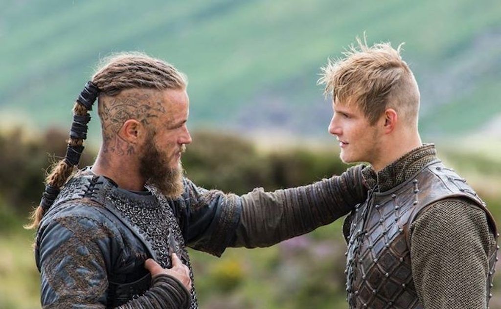 Vikings 5 Best Things Lagertha Did For Ragnar (& 5 He Did For Her)