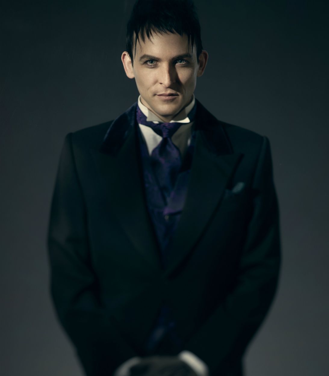 Robin Lord Taylor as Penguin in Gotham Vertical TLDR
