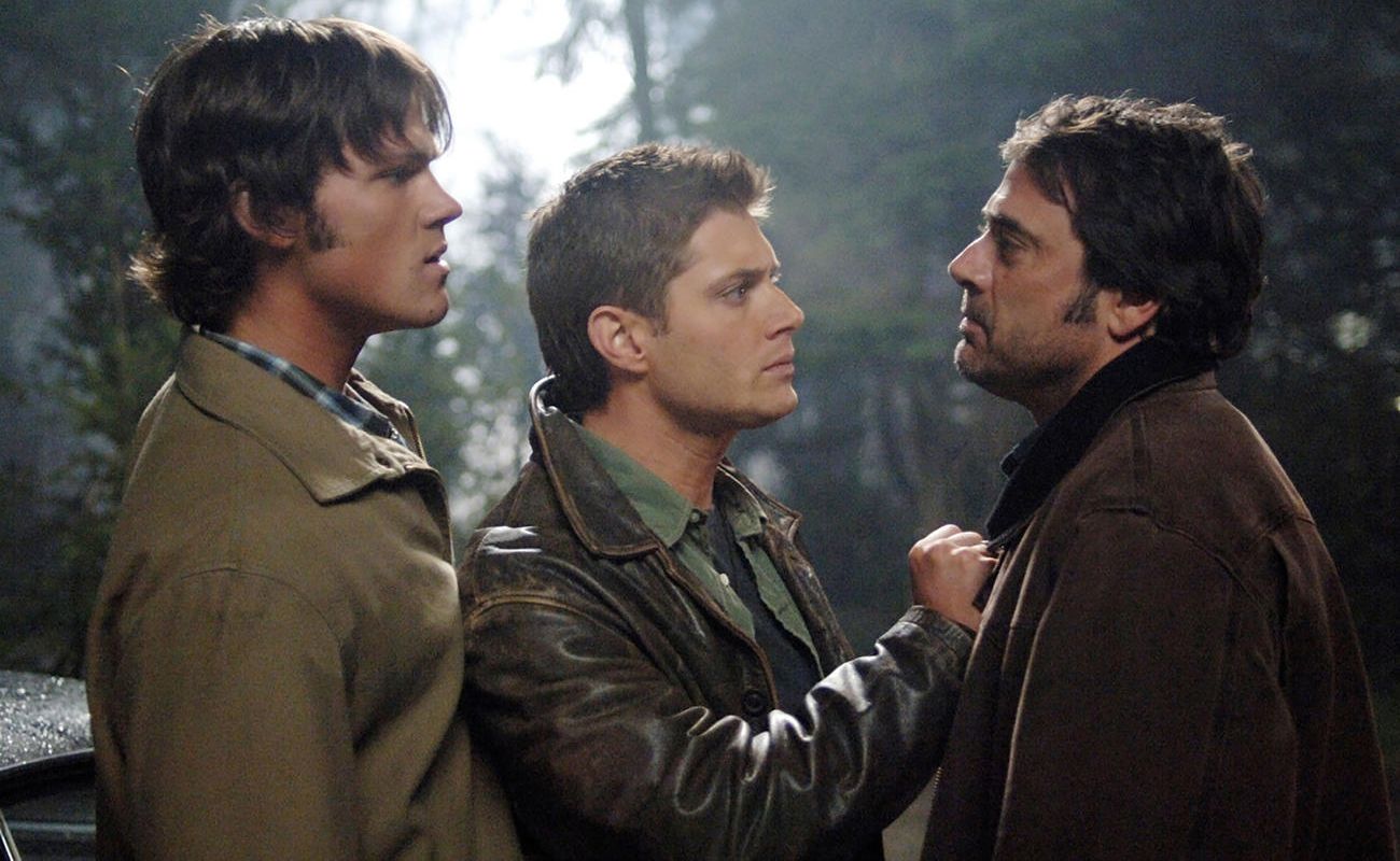 Dean stops John and Sam from arguing in Superntural