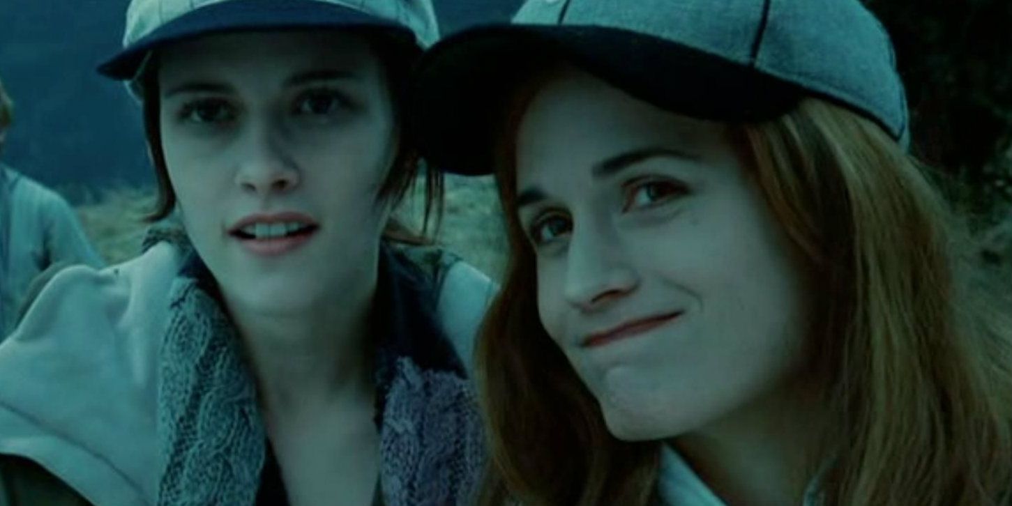 Twilight Esme Cullen’s Dark Backstory Explained