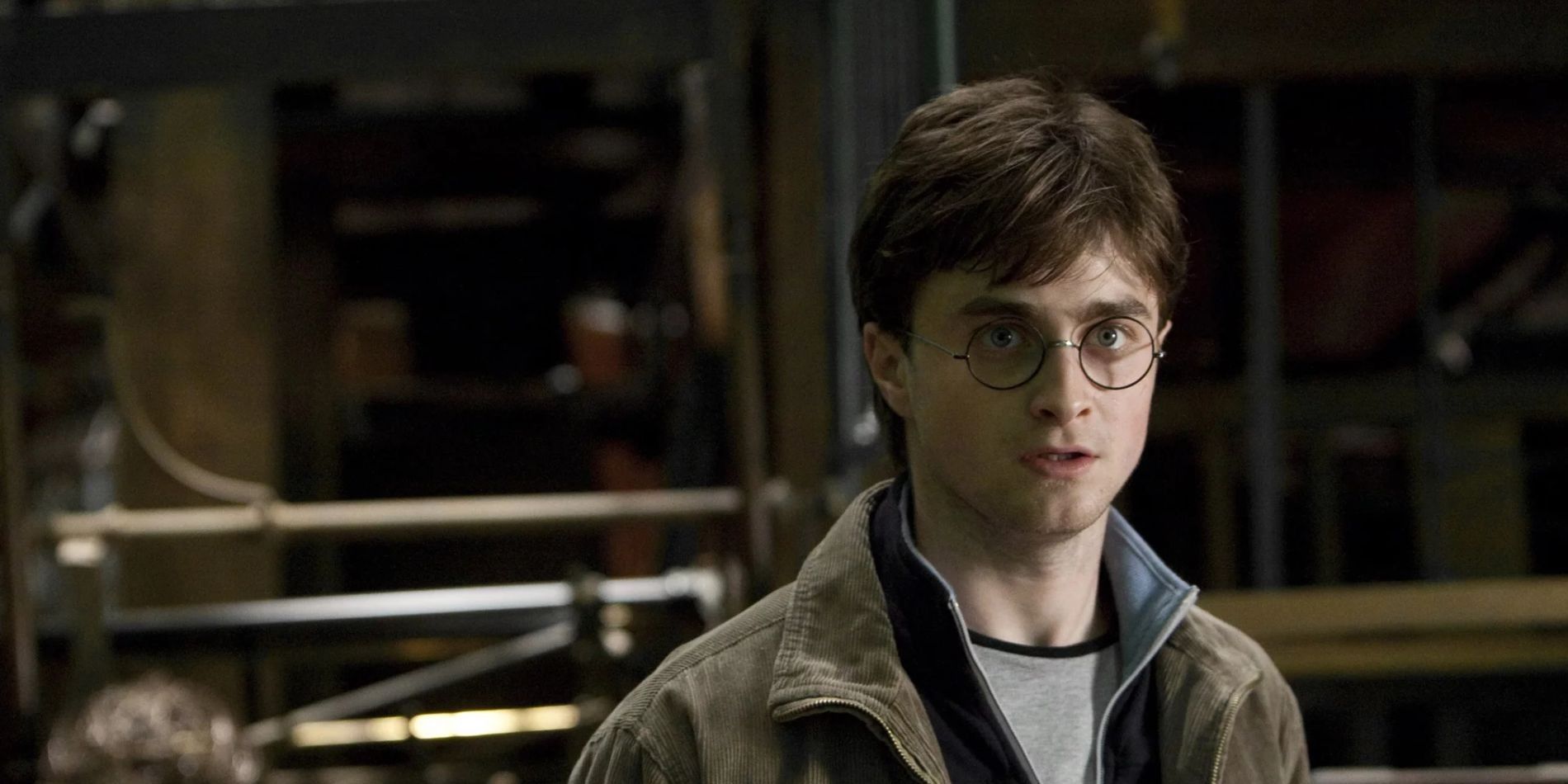 Harry Potter looking confused in Harry Potter