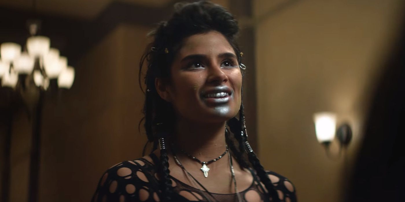 Crazy Jane using her Silver Tongue personality in Doom Patrol