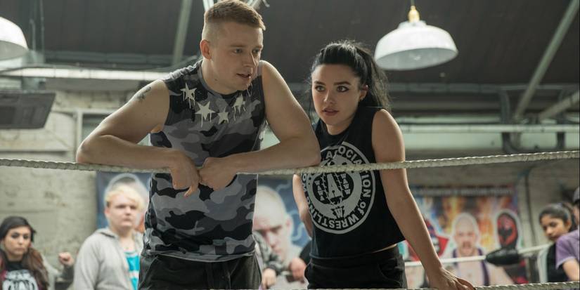 Jack Lowden and Florence Pugh in Fighting with My Family