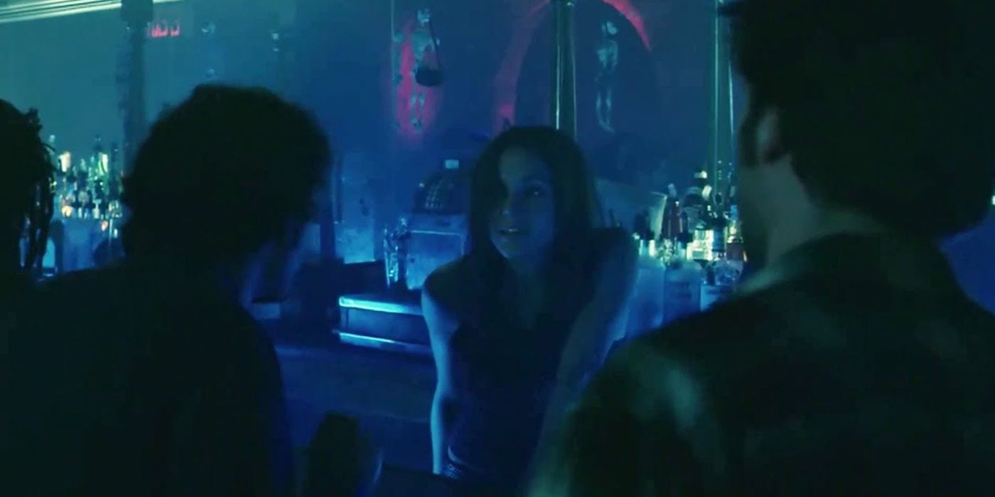 Markle as a bartender in Remember Me