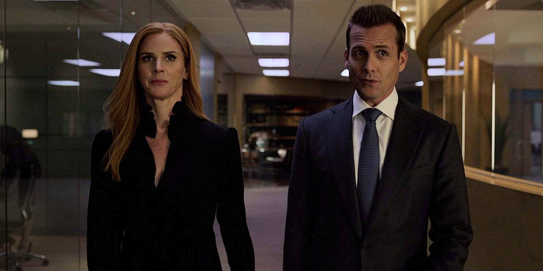 Donna e Harvey na 8ª temporada de Suits