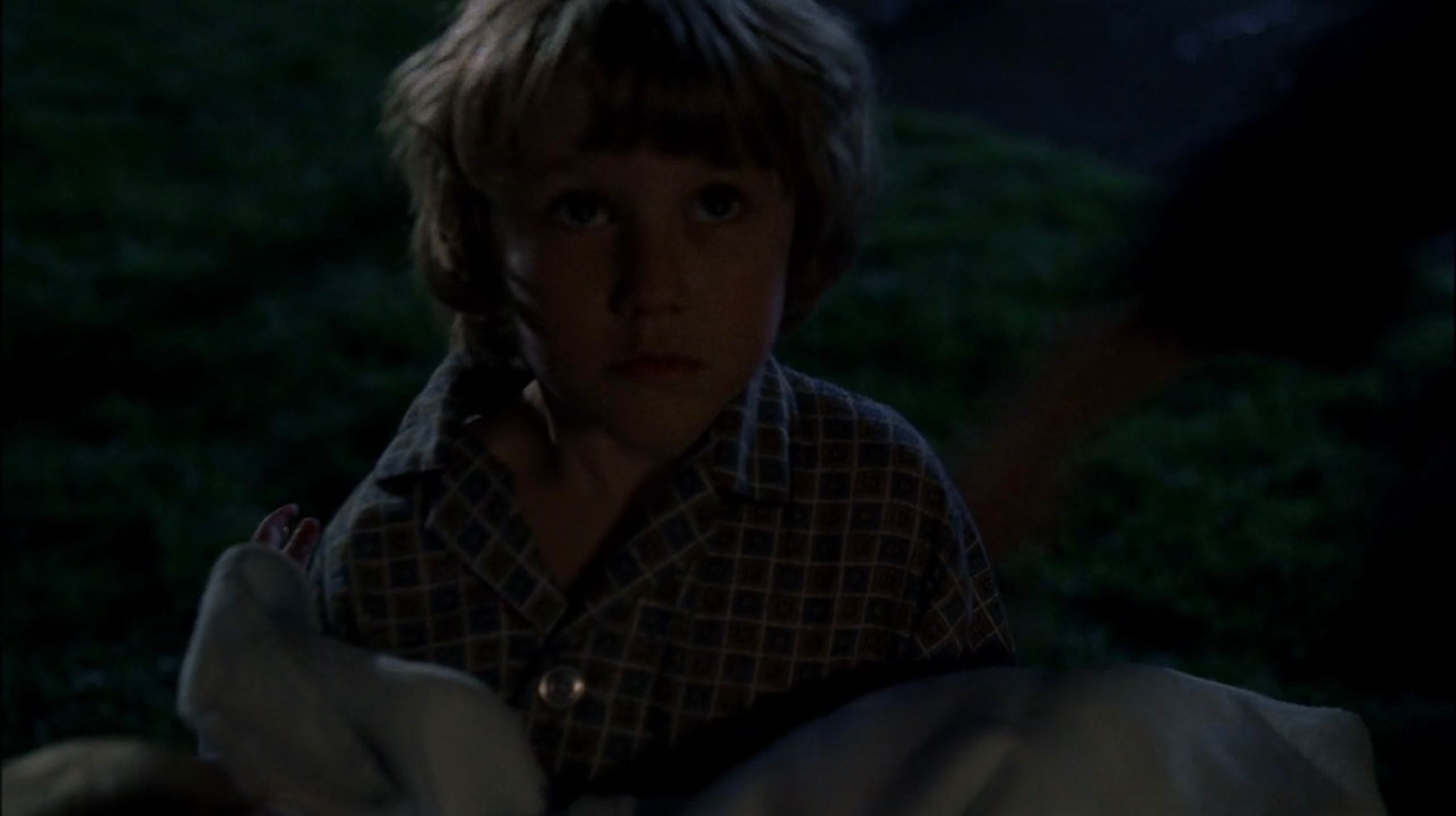 Supernatural Pilot Sam Dean Outside House