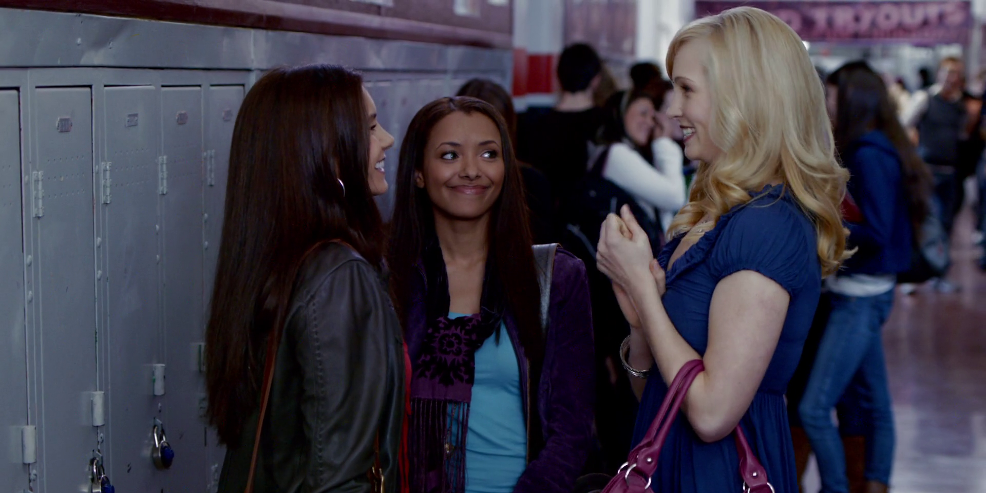 An image of Bonnie and Caroline laughing together in The Vampire Diaries