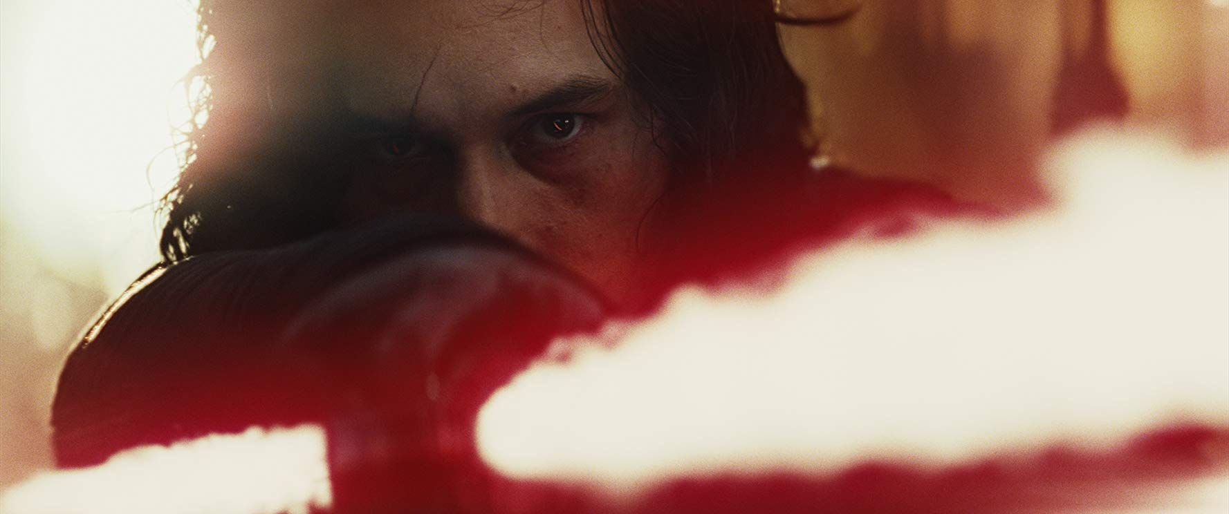 Adam Driver Lightsaper TLJ