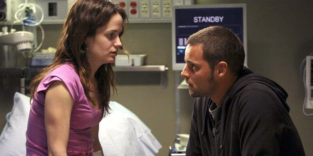 Alex comforts Ava at the hospital