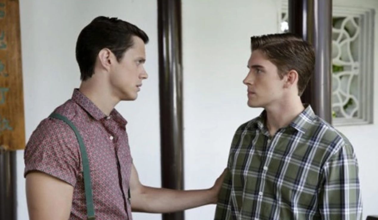 Bennet And Walt In The Carrie Diaries