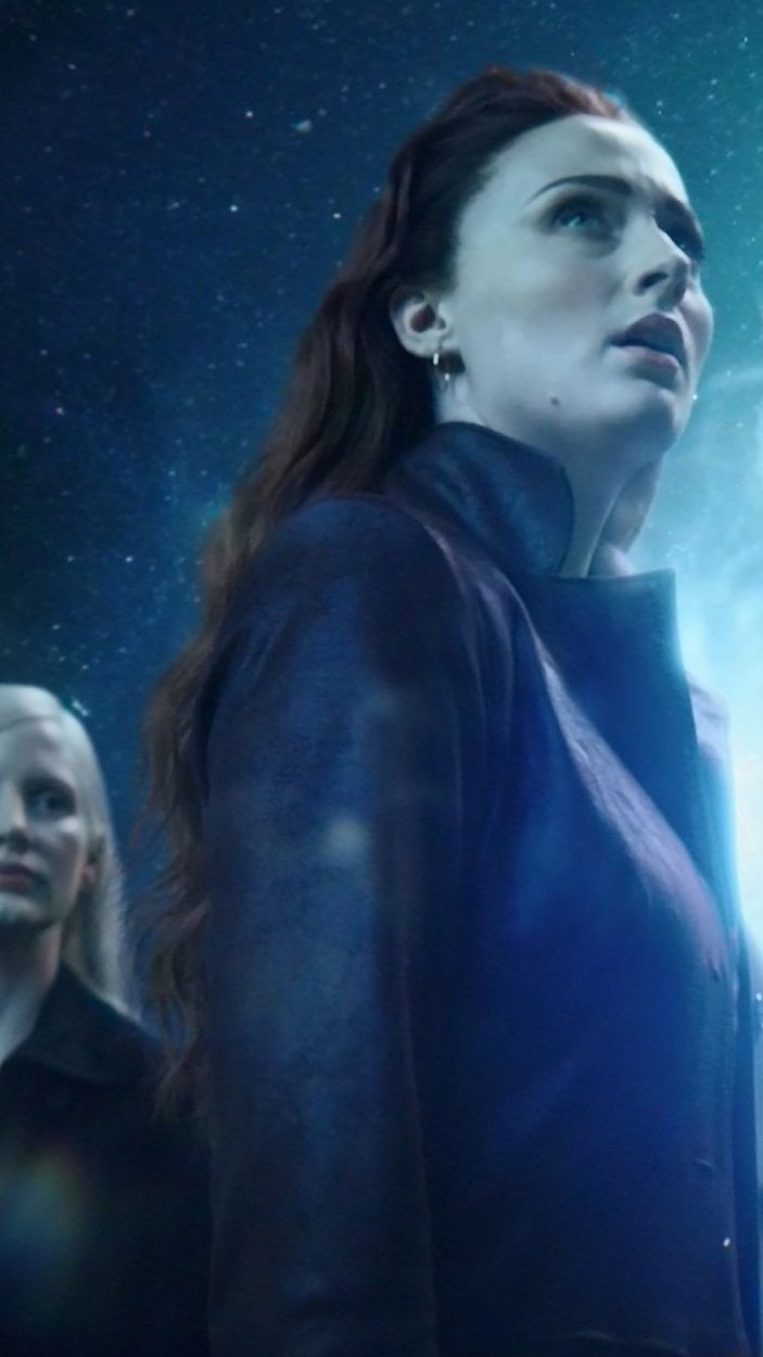 Sophie Turner and Jessica Chastain in X-Men Dark Phoenix