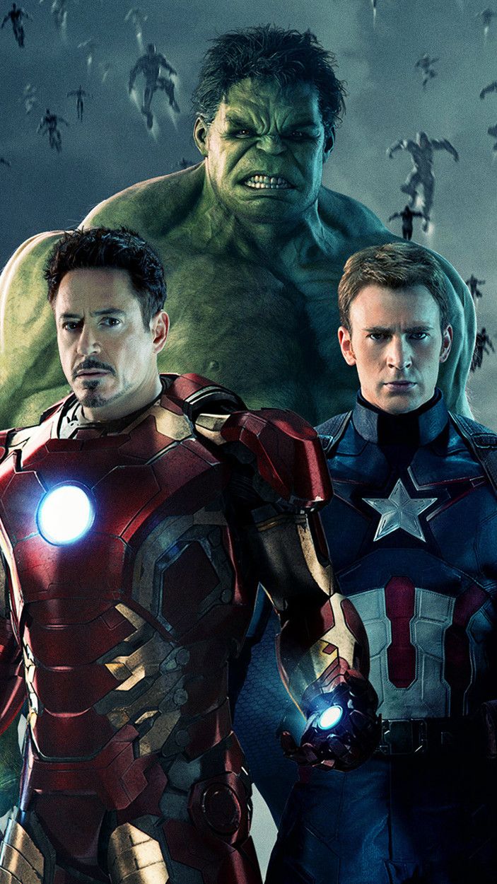 The Hulk, Tony Stark and Captain America in Avengers: Age of Ultron