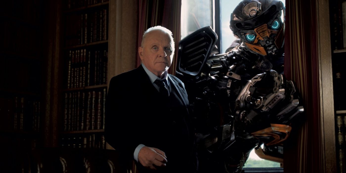 Anthony Hopkins with Bumblebee behind him in Transformers 5