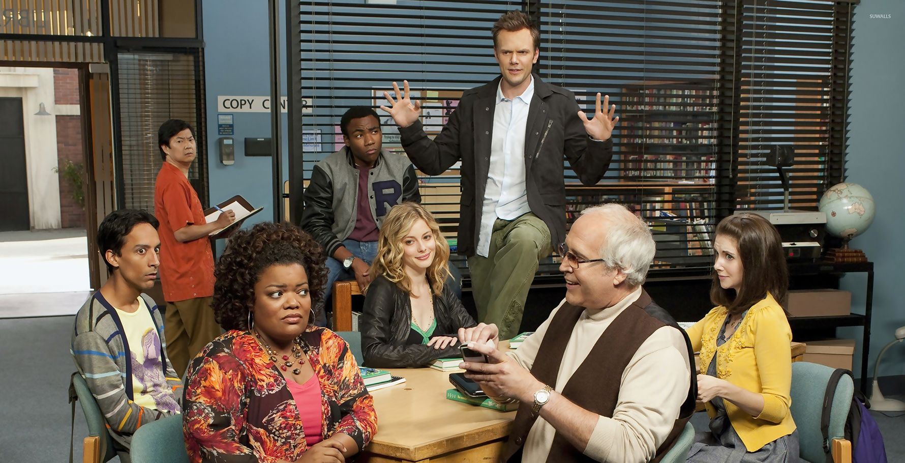 5 Reasons Community's MeowMeowBeenz Episode was Awesome