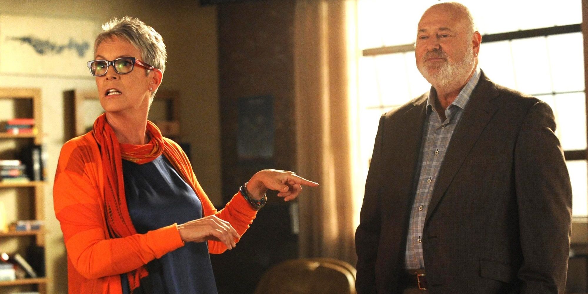 Rob Reiner and Jamie Lee Curtis in New Girl