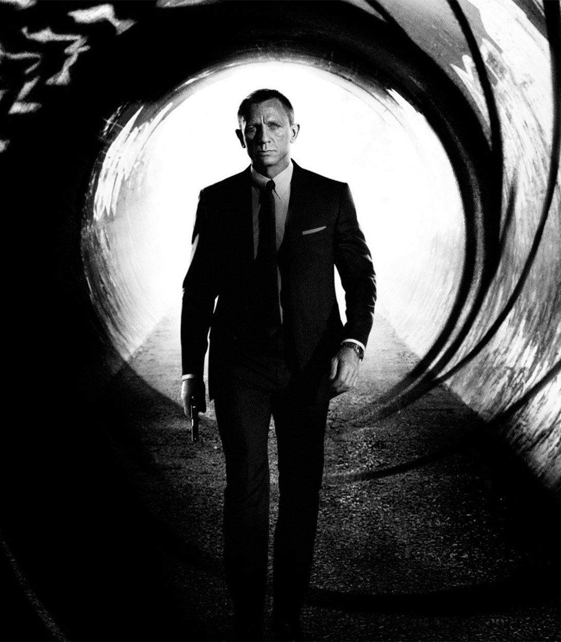 Daniel Craig James Bond Vertical