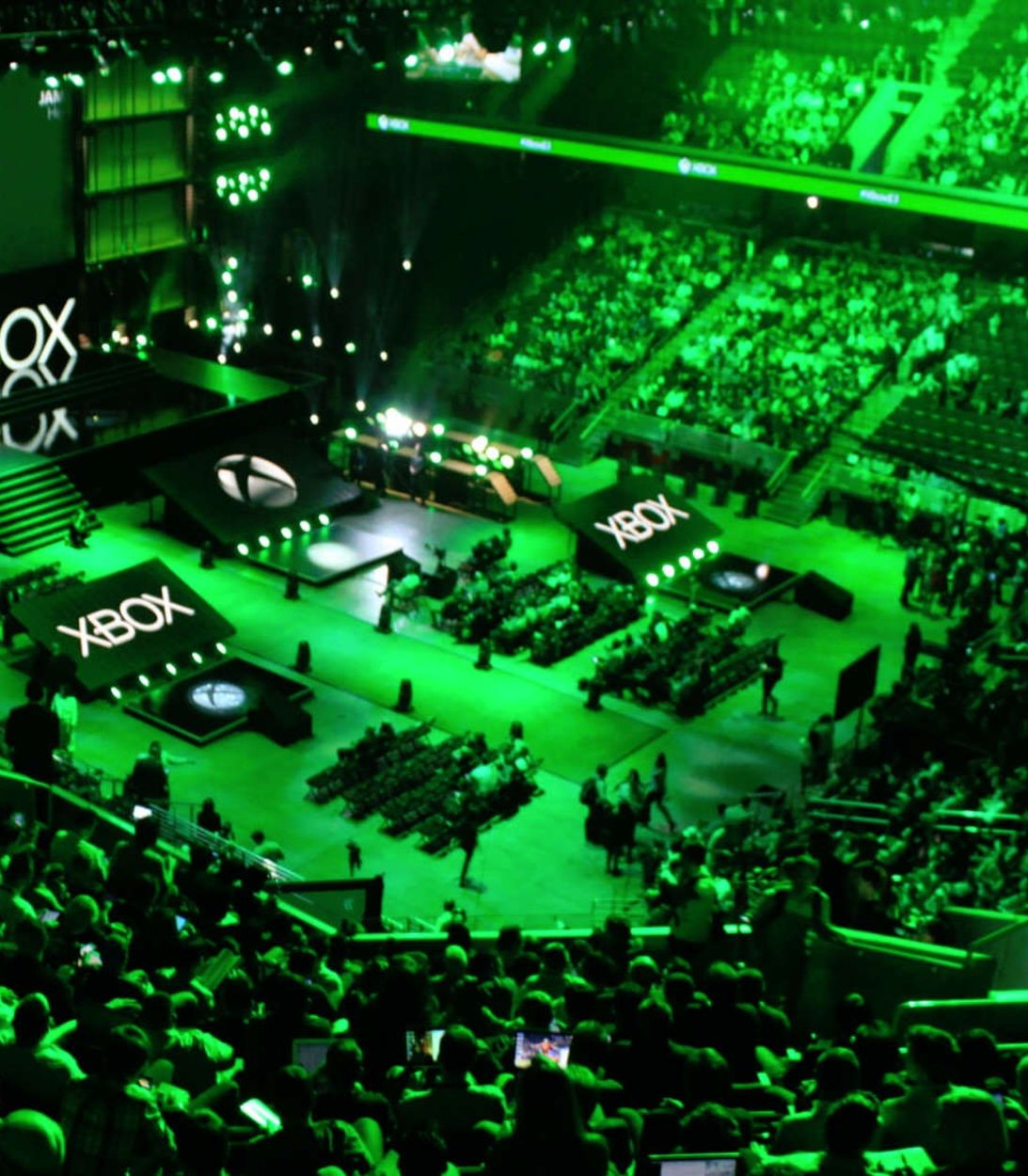 Microsoft E3 Presentation Vertical