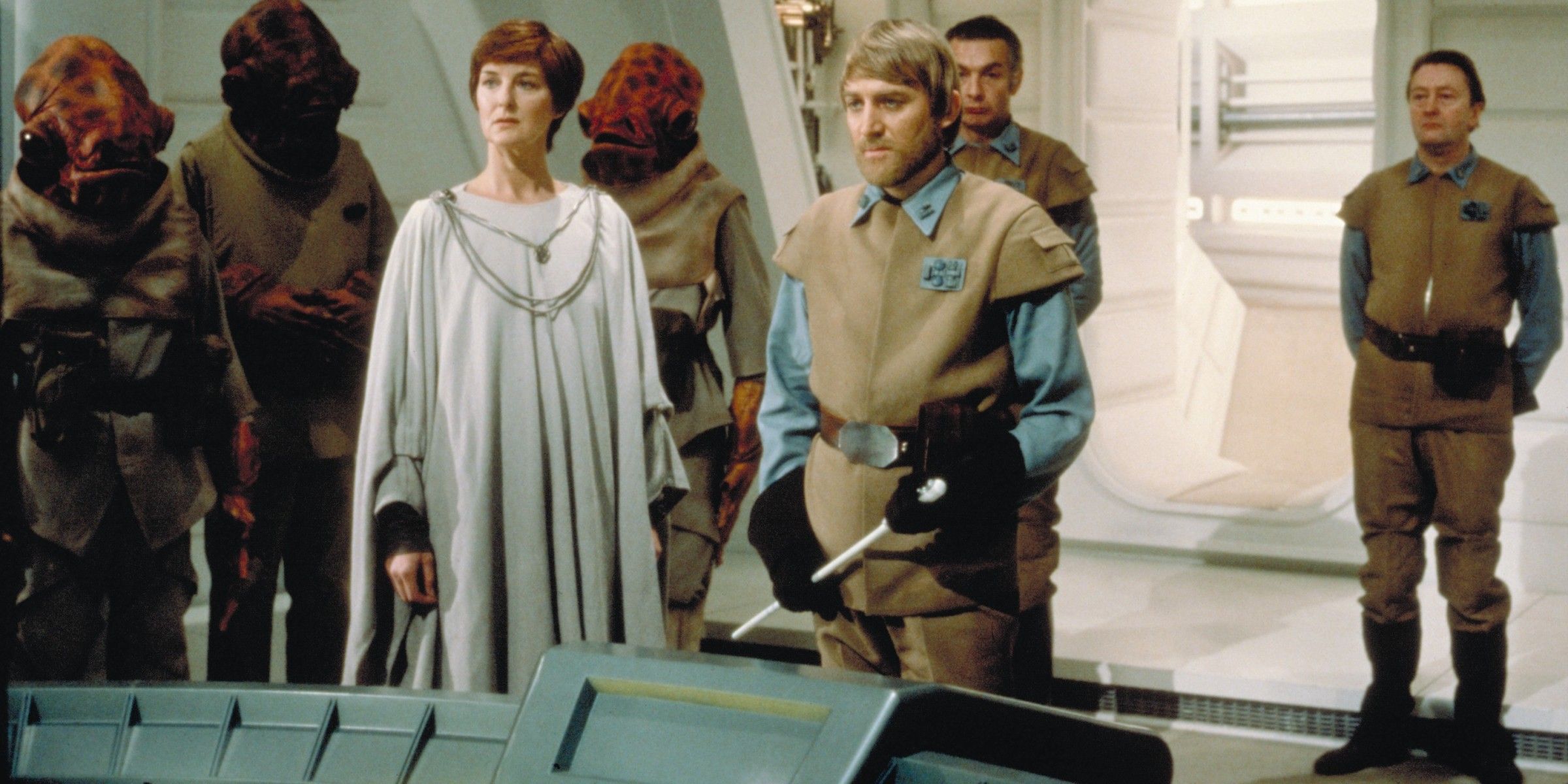MonMothma briefs the rebels on the mission to destroy the Second Death Star in Return of the Jedi