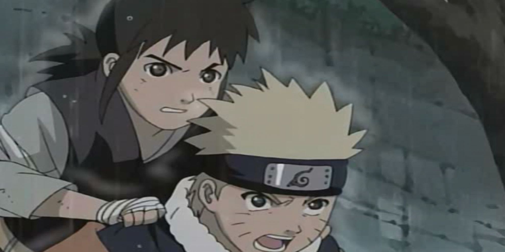 Naruto carries Idate Marino on his back in the original anime