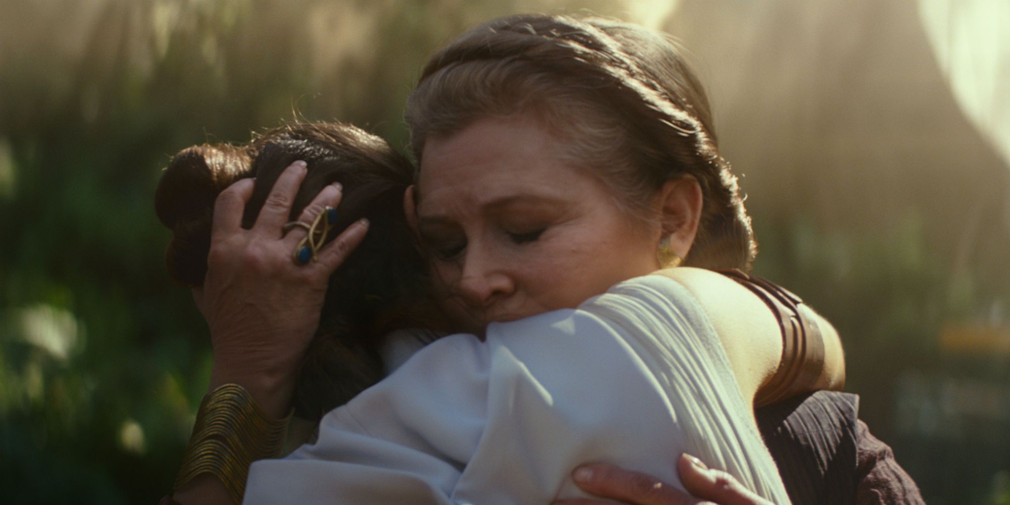 Star Wars The Rise of Skywalker Trailer - Leia