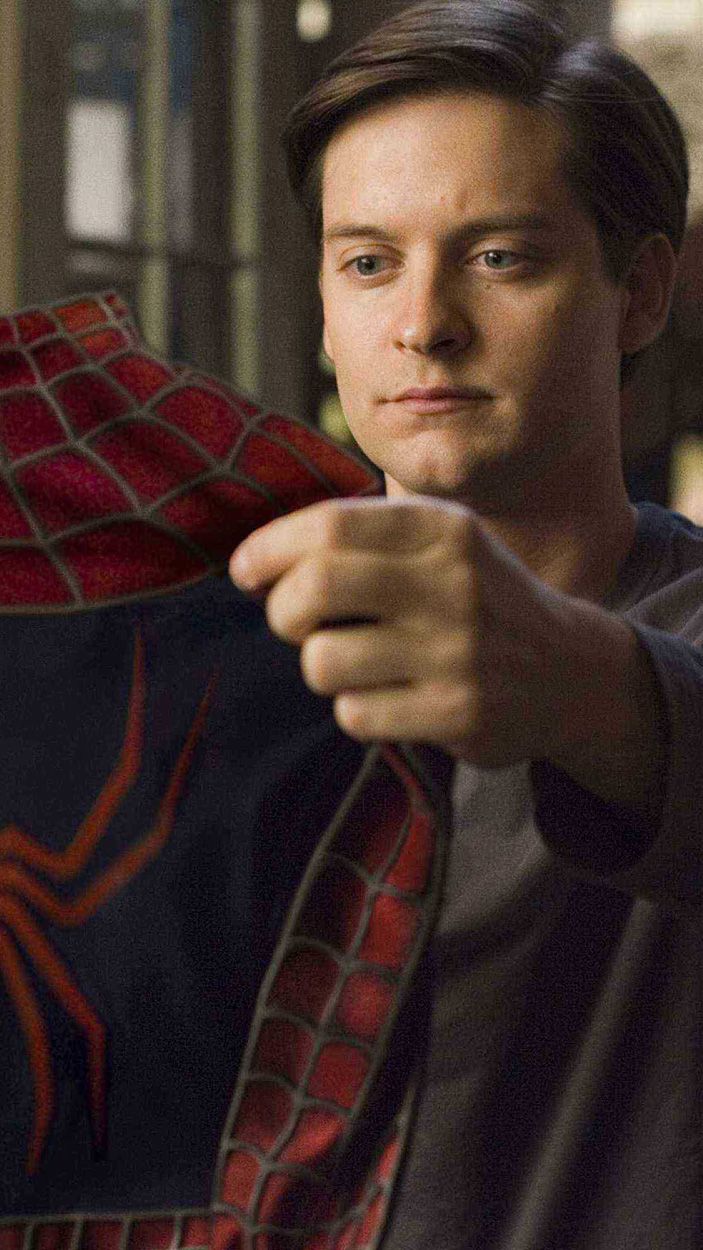 Tobey Maguire Spider-Man vertical