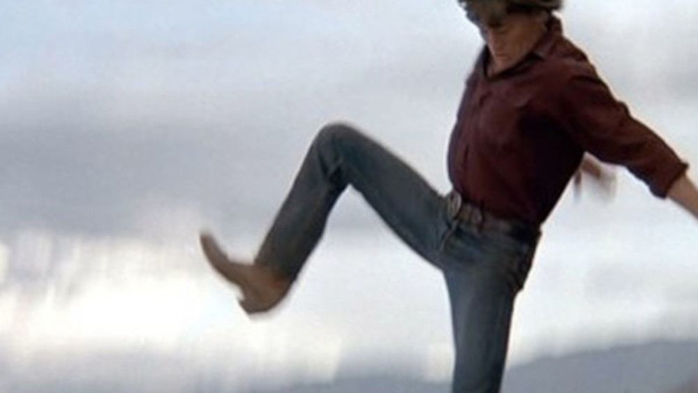 Tremors stunt double