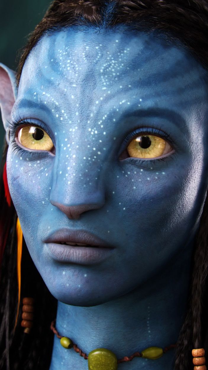 Zoe Saldana as Neytiri in Avatar