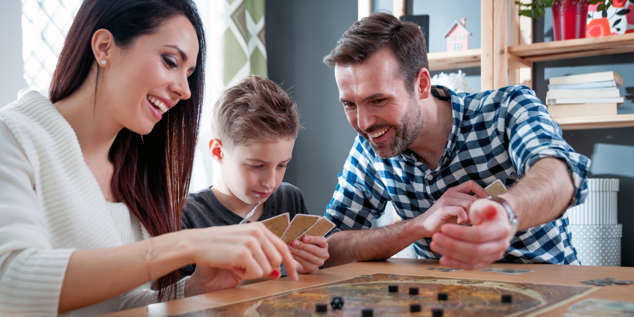 10-cooperative-board-games-to-help-you-get-closer-to-your-family