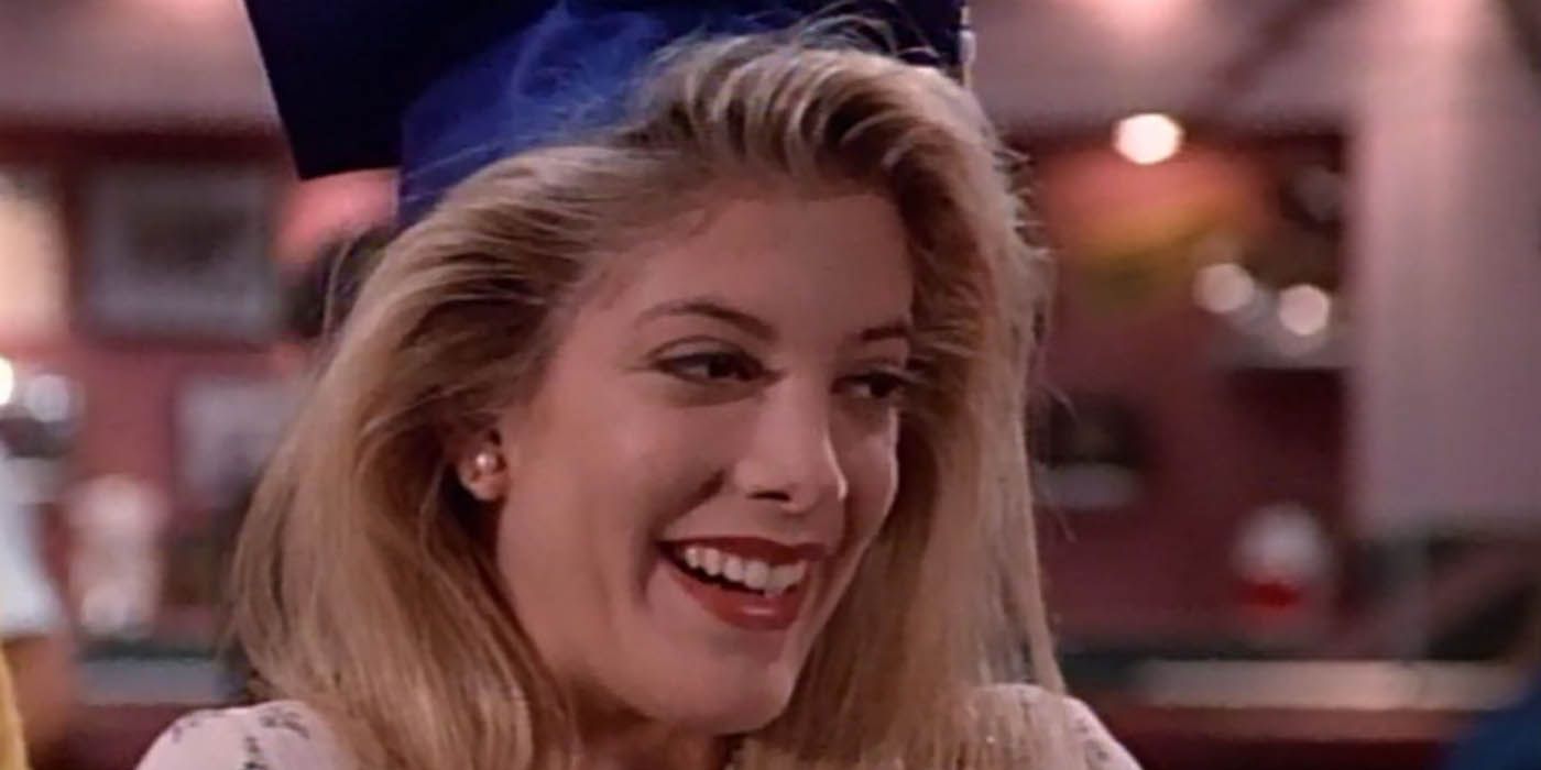 An image of Tori Spelling in 90210