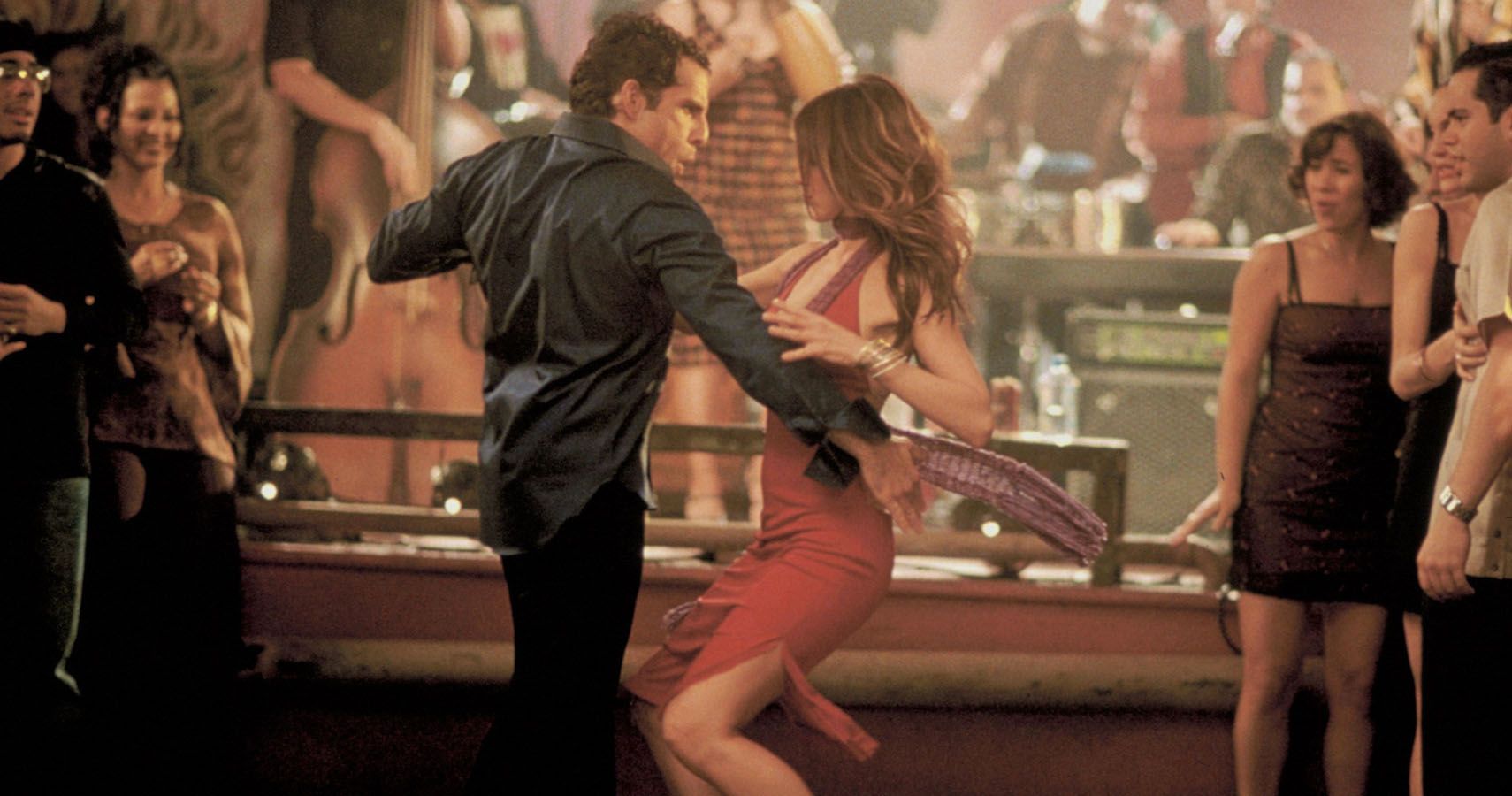 Jennifer Aniston and Ben Stiller dance in Along Came Polly.