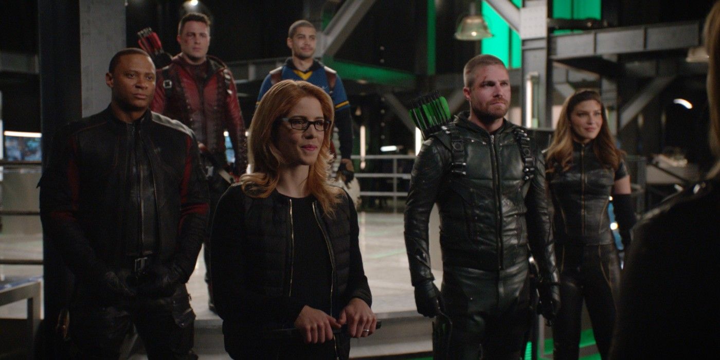 Arrow Cast Photo You Have Saved This City