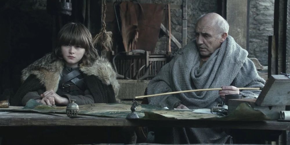 Meistre Luwin ensinando Bran Stark em Game of Thrones.