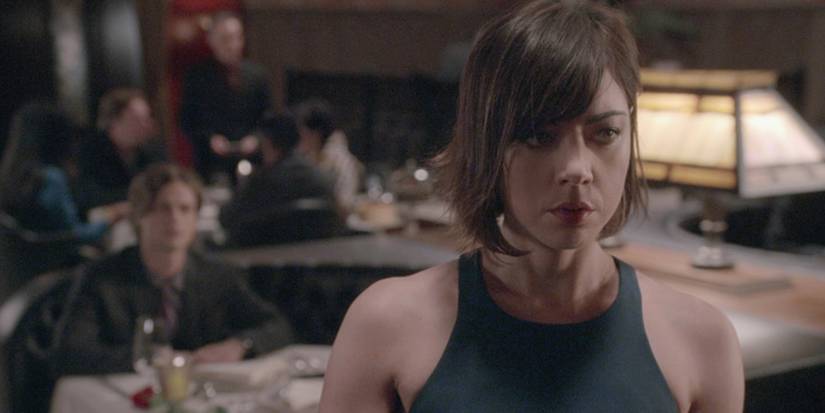 Cat walks away from Reid in Criminal Minds episode Entropy