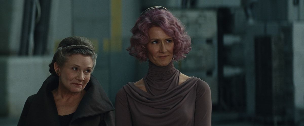 General Leia and Vice Admiral Holdo in Star Wars The Last Jedi