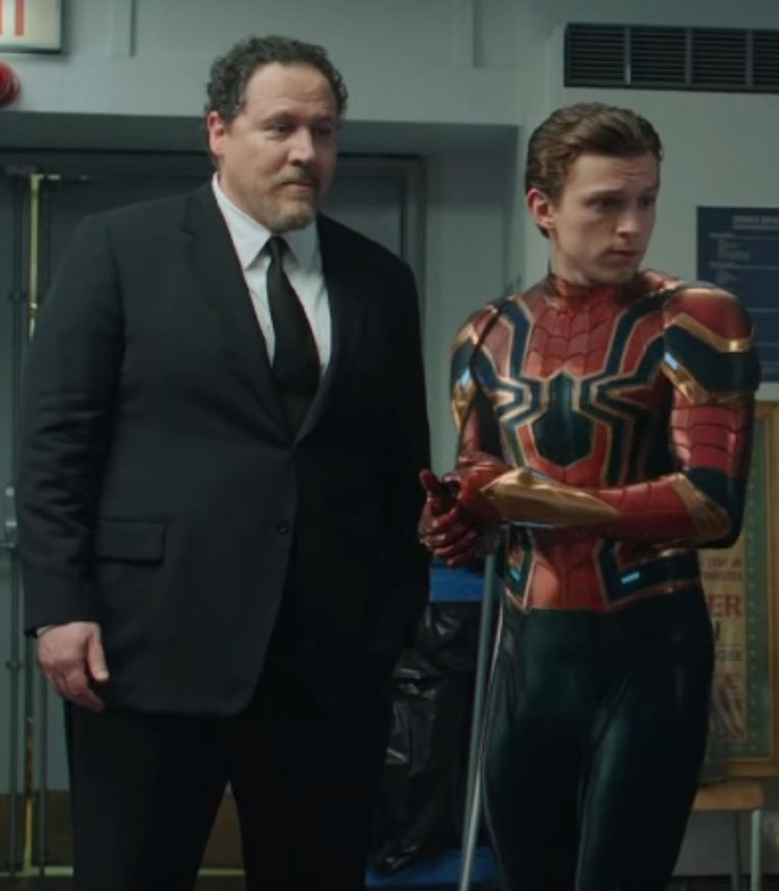 Happy Hogan with Spider-Man in Far From Home. TLDR Vertical