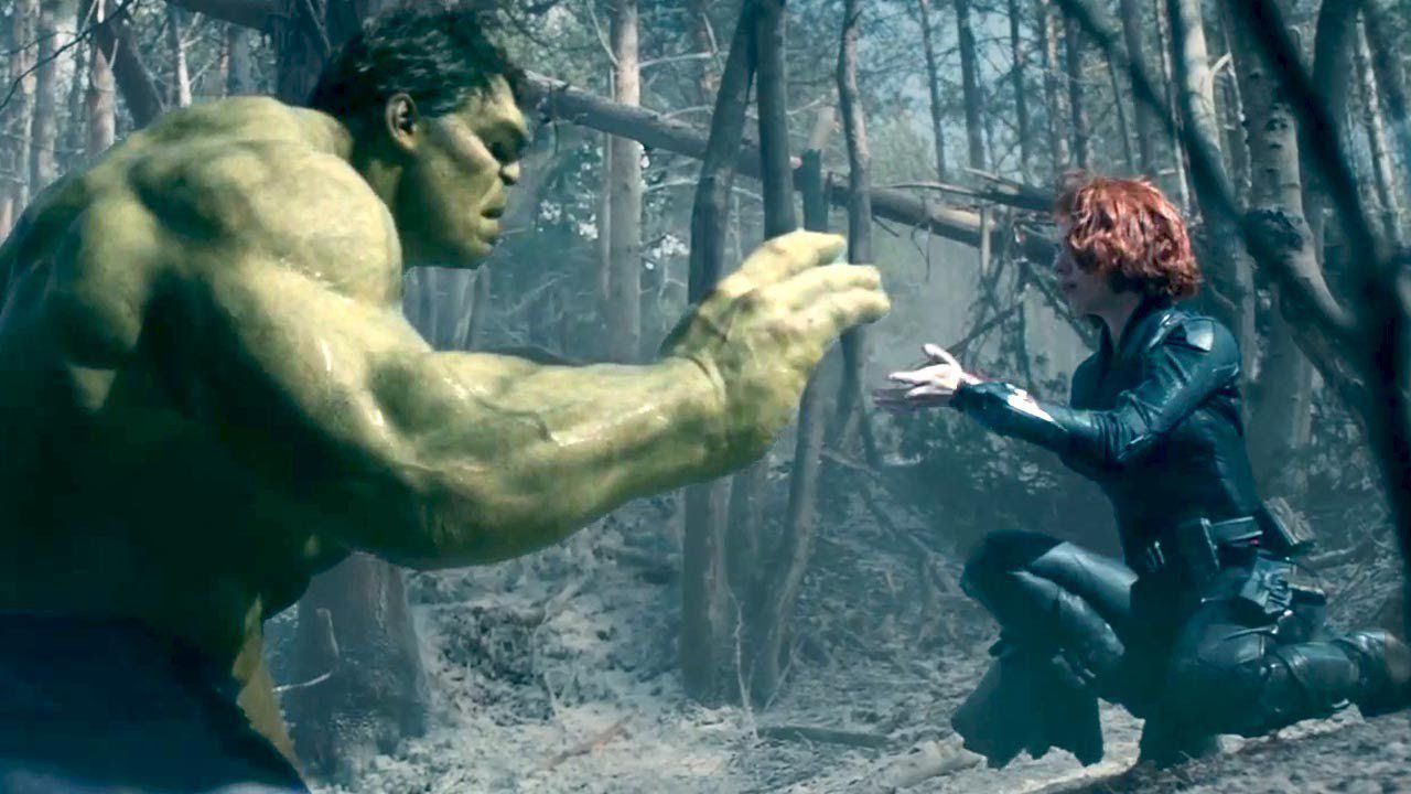 Hulk And Black Widow in Age of Ultron