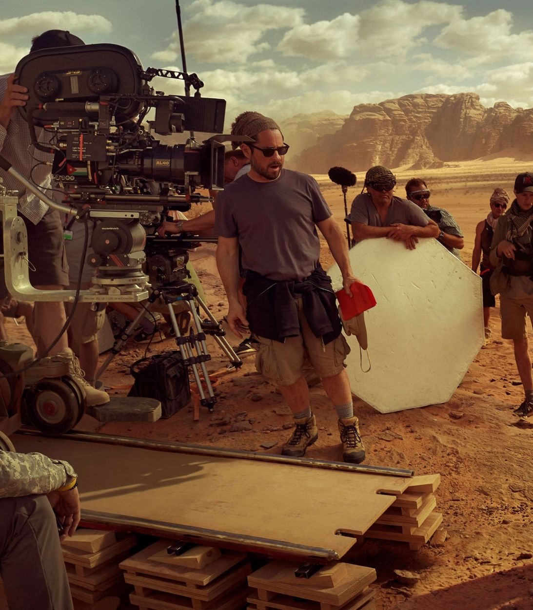 JJ Abrams directing Star Wars The Rise of Skywalker vertical TLDR