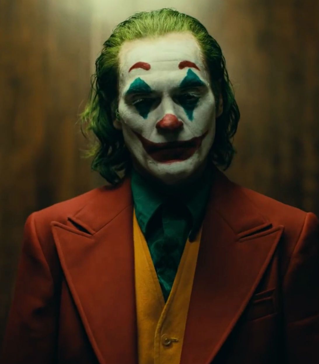 Joaquin Phoenix Joker Vertical