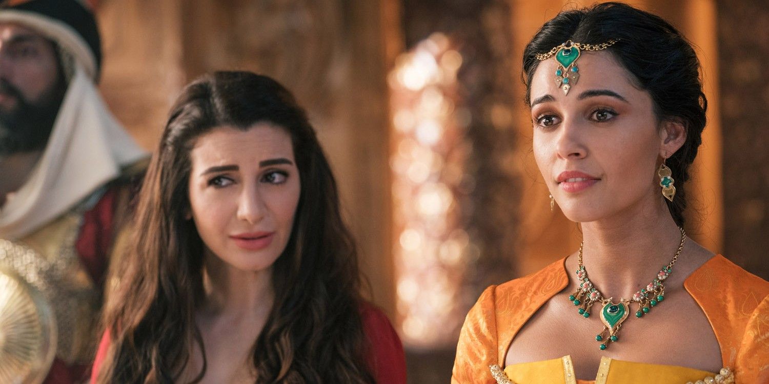 Nasim Pedrad and Naomi Scott in Aladdin 2019