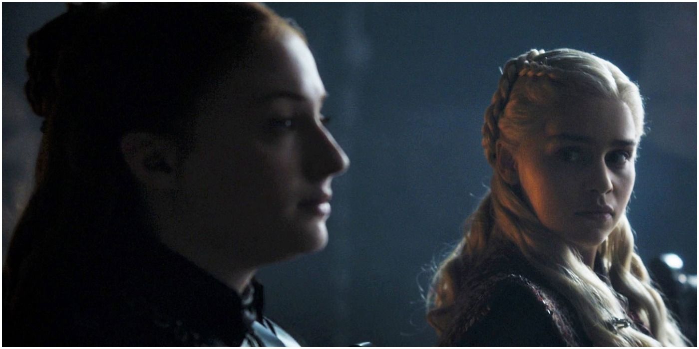 Daenerys glares at Sansa.
