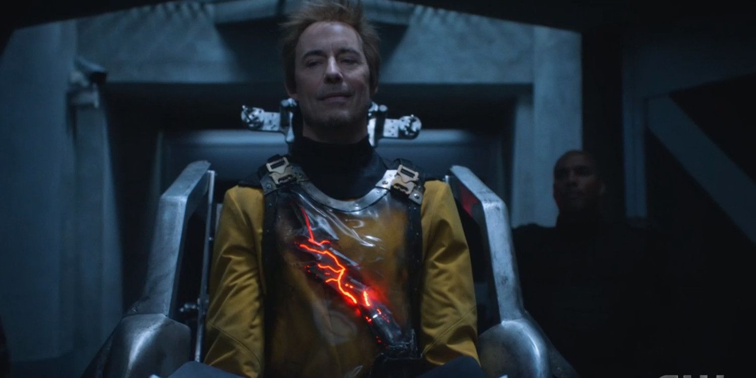 The Flash Eobard Thawne With Cicada’s Dagger Strapped To Chest