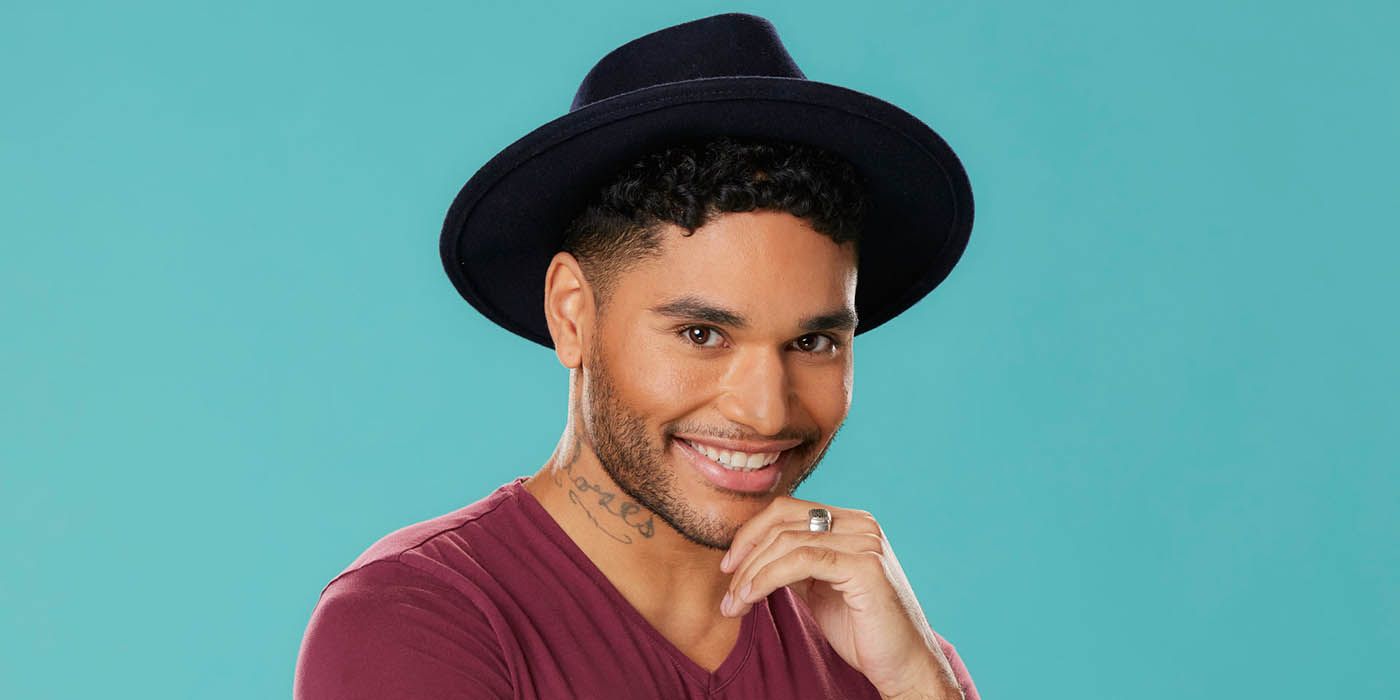 Jozea Flores smiling and posing for the camera in Big Brother 18.
